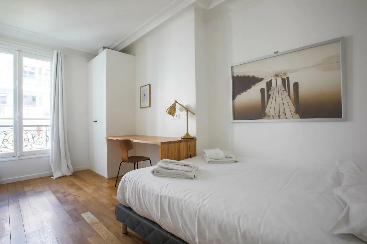 Joie Tour Eiffel - Rue Cler Apartamento
